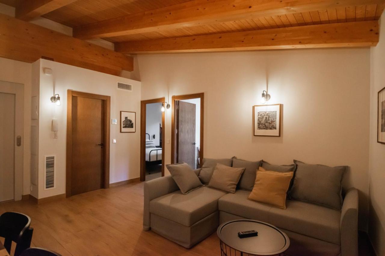 Cal Negret Rural Apartments Alos de Balaguer Extérieur photo
